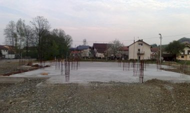 Освећење темеља спомен храма у Станарима