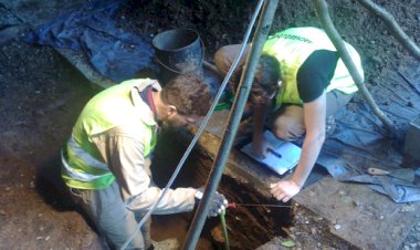 Englezi u Rastuškoj pećini