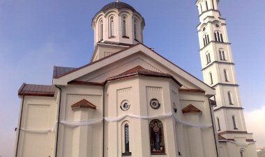 Osvećenje hramova u Doboju i Tesliću