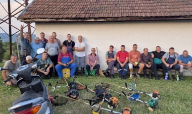 Akcija na uređenju groblja