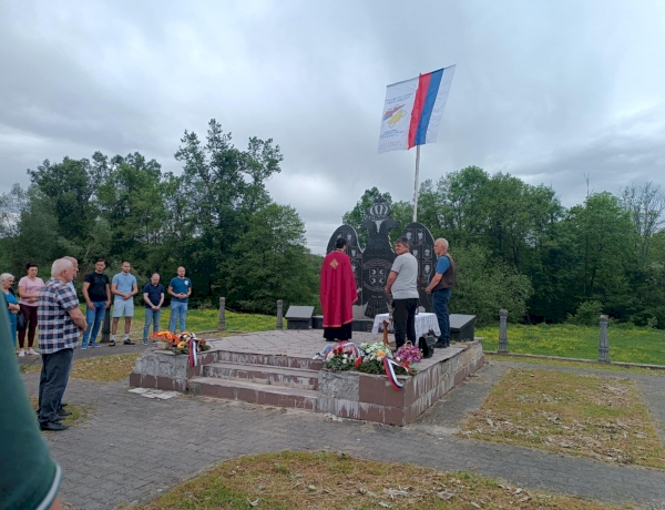 Služen parastos poginulim borcima u Ljebu